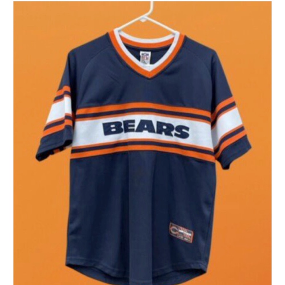 NFL Bears Football Jersey Unisex Short Sleeve Small. V- Neck. Vintage styling.